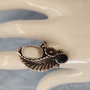 Vintage Mother of Pearl and Black Onyx Sterling Ring